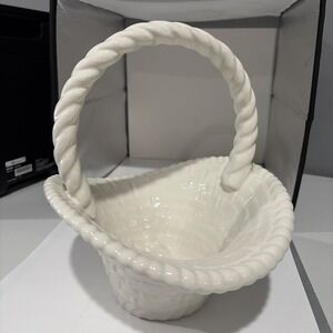 Vintage Woven Ceramic Handle Basket Weave Pattern Easter Bunny Decor 9.5" Signed